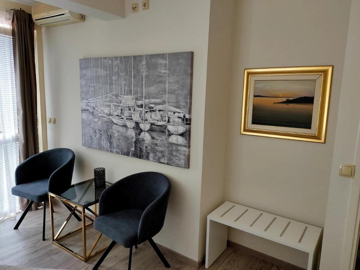Rooms Villa Padre Pag Town Bagian luar foto