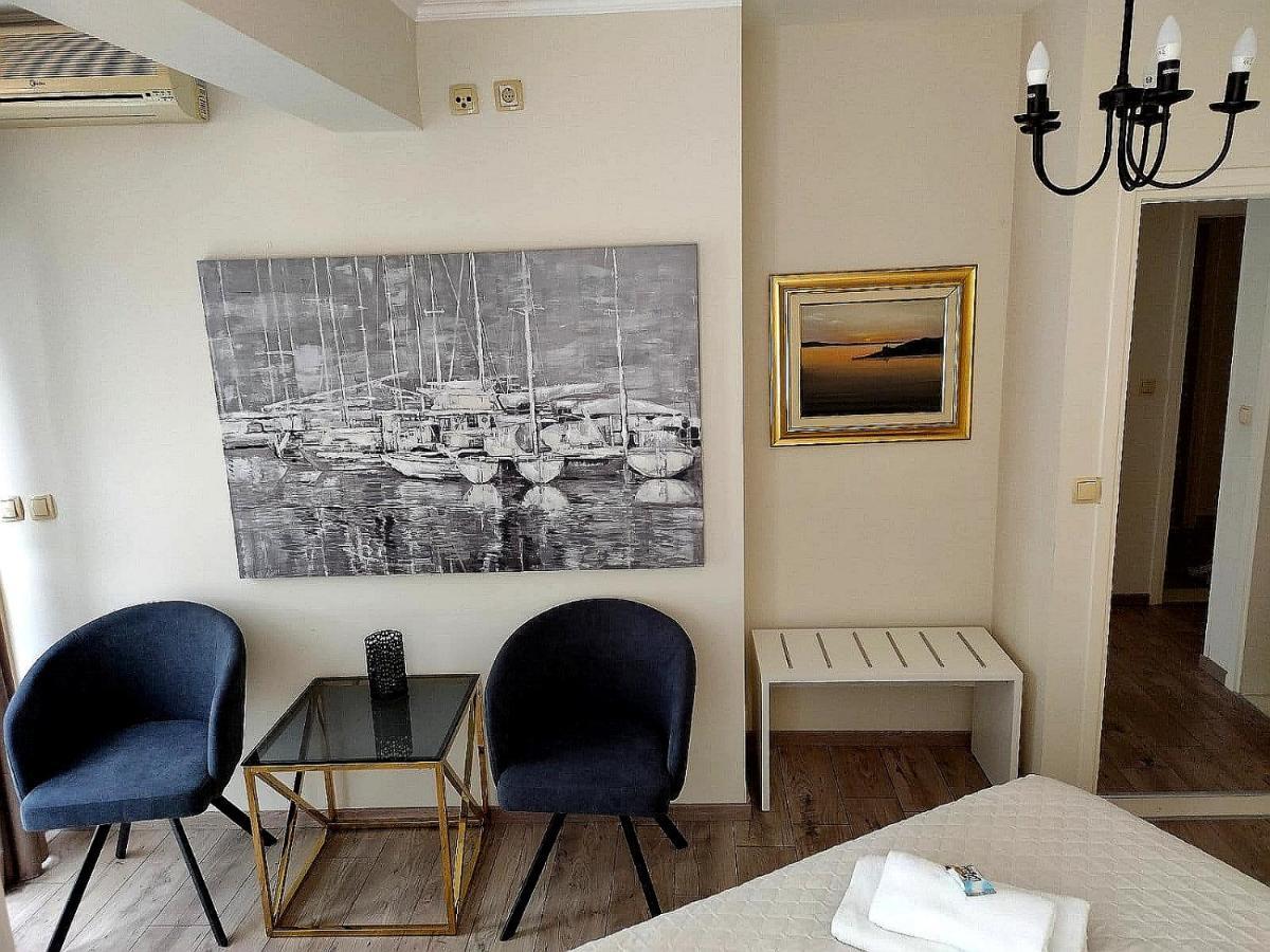Rooms Villa Padre Pag Town Bagian luar foto