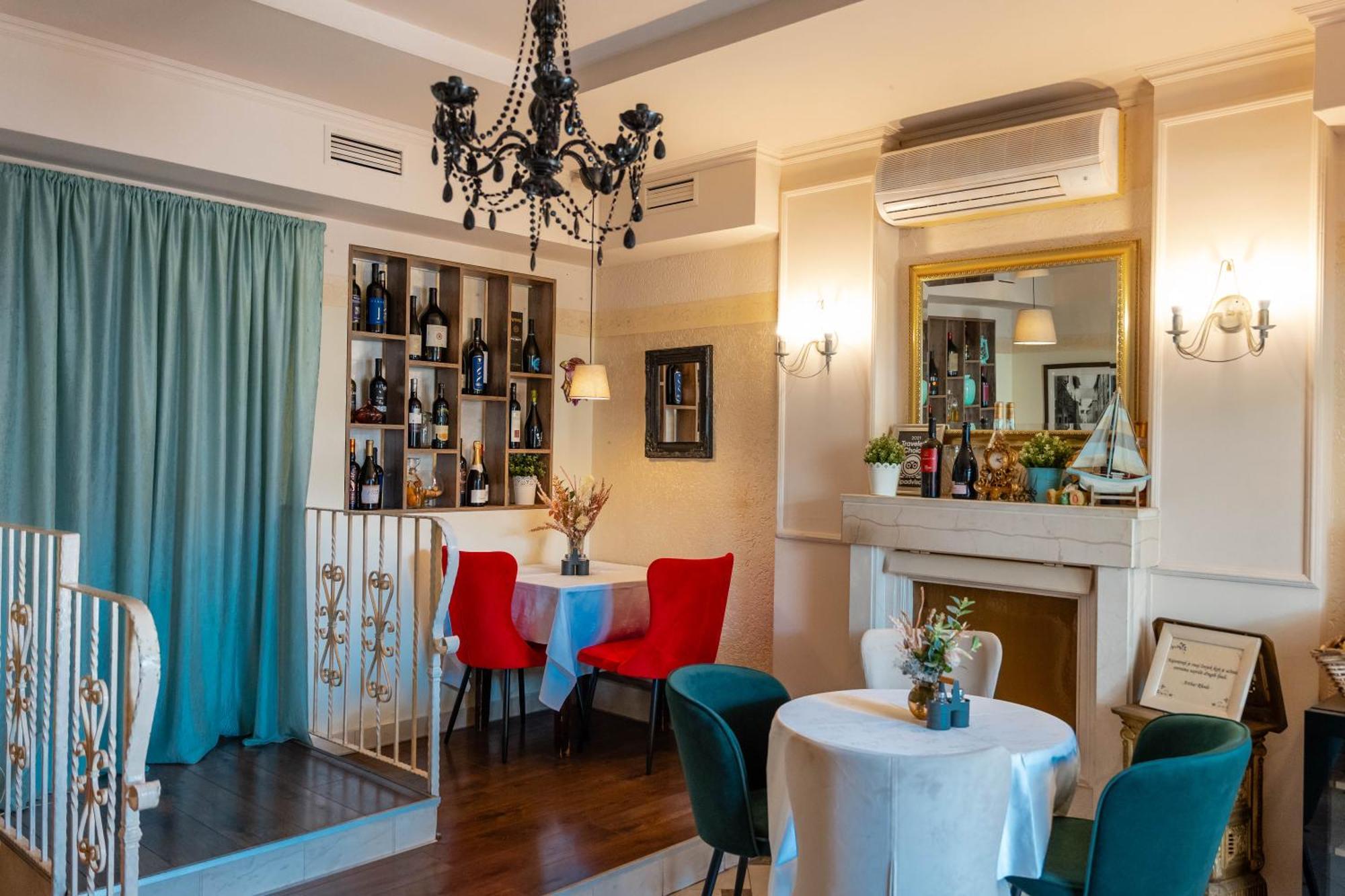 Rooms Villa Padre Pag Town Bagian luar foto